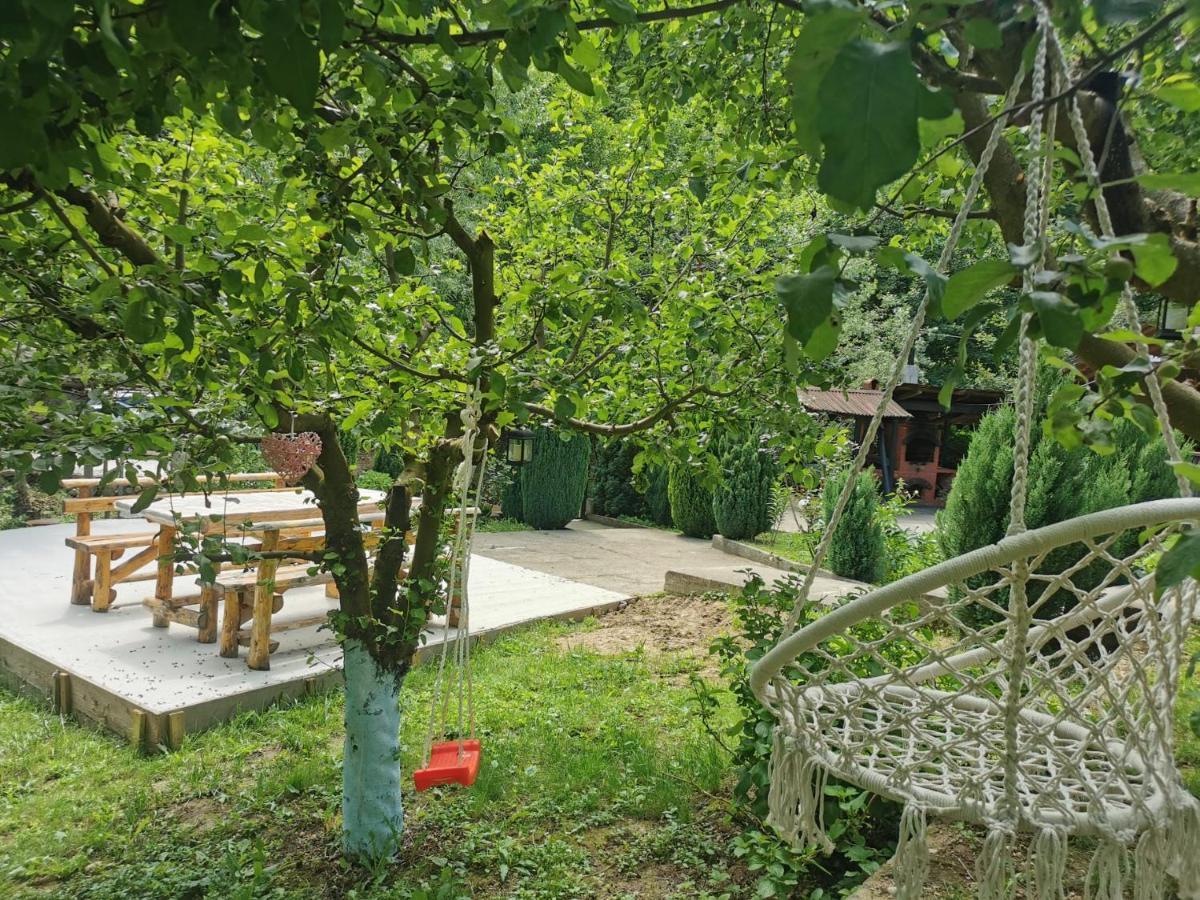 Casa Noastra Hotel Orsova Kültér fotó