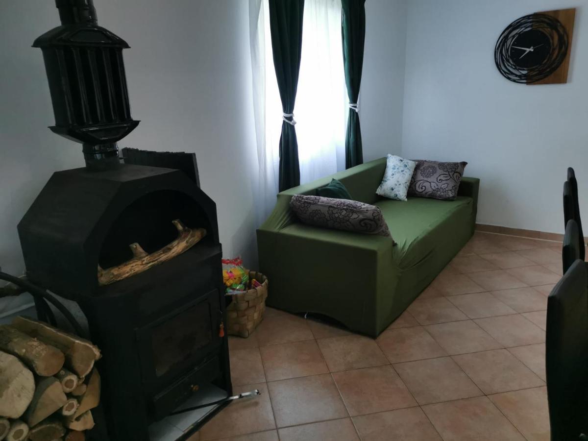 Casa Noastra Hotel Orsova Kültér fotó